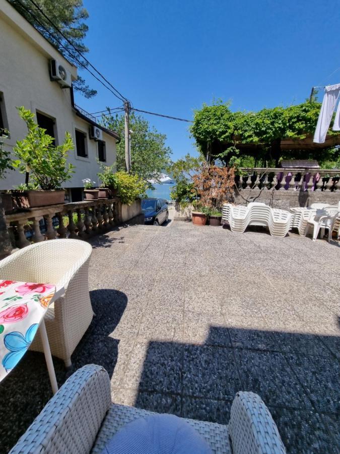 Apartment Jovan2,On The Beach With Free Wi-Fi Kotor Exterior foto