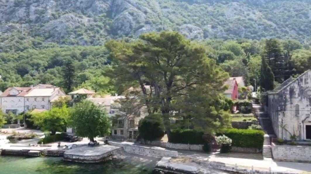 Apartment Jovan2,On The Beach With Free Wi-Fi Kotor Exterior foto